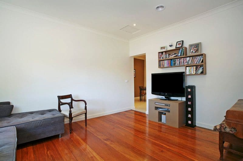 25 Trigg Street, GEELONG WEST VIC 3218, Geelong West - Thumbnail 2