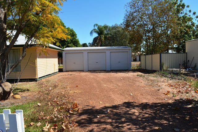 2 Daisy Street, Blackall QLD 4472, Blackall - Thumbnail 3