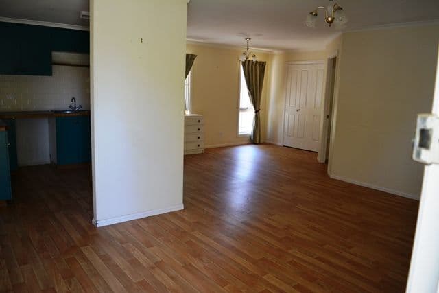 2 Daisy Street, Blackall QLD 4472, Blackall - Thumbnail 4