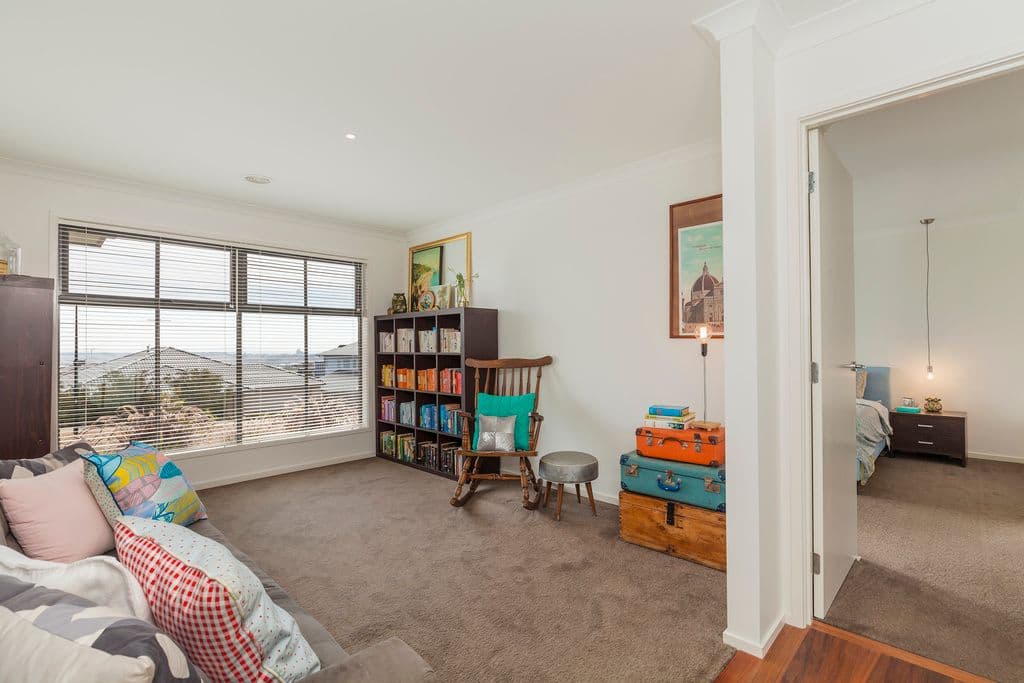 19 Swanbourne Avenue, Highton VIC 3216, Highton - Thumbnail 2