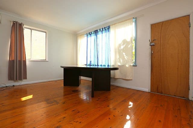 9 The Crescent, YAGOONA NSW 2199, Yagoona - Thumbnail 4