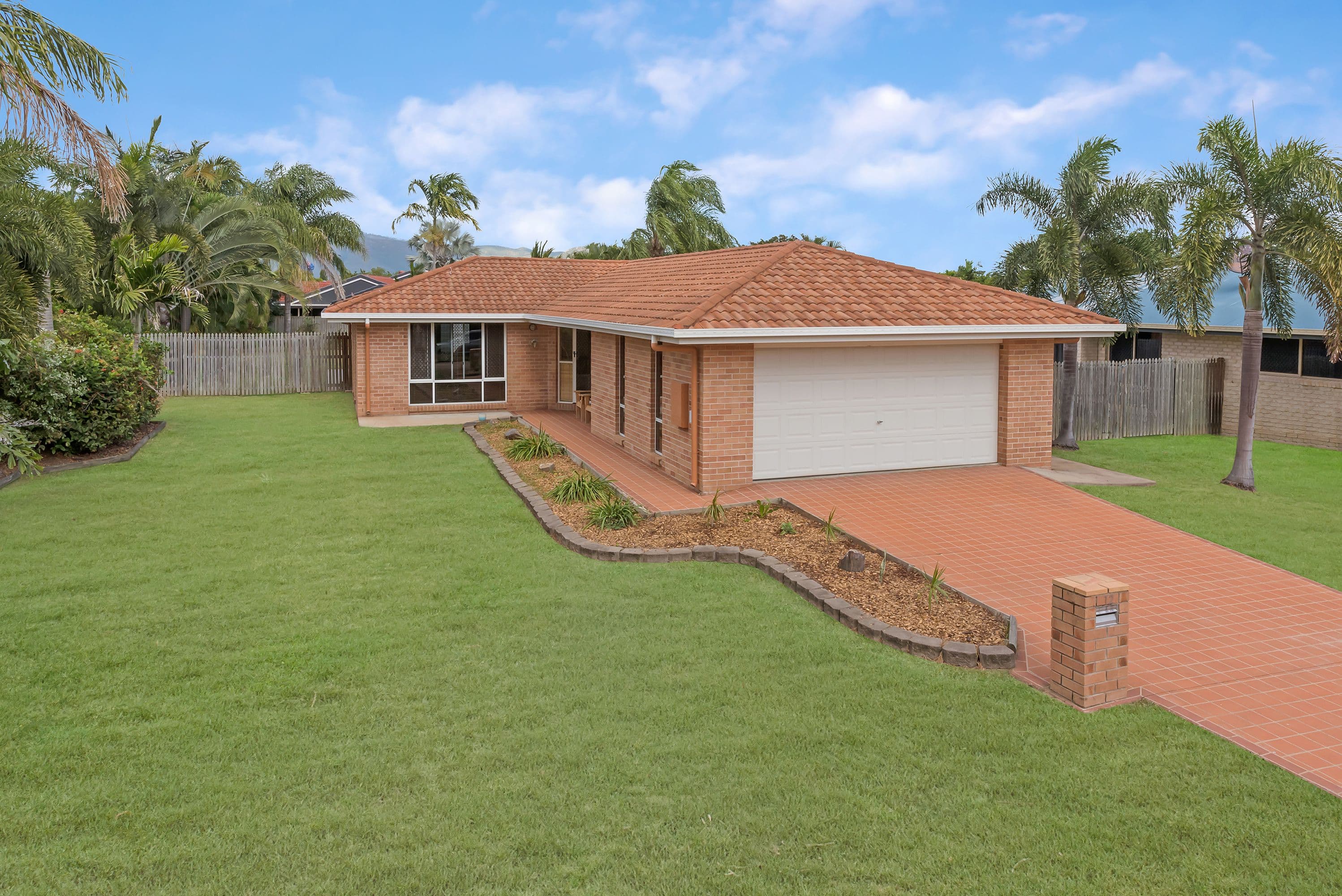 12 Dickenson Place, Kirwan QLD 4817, Kirwan - Image 1