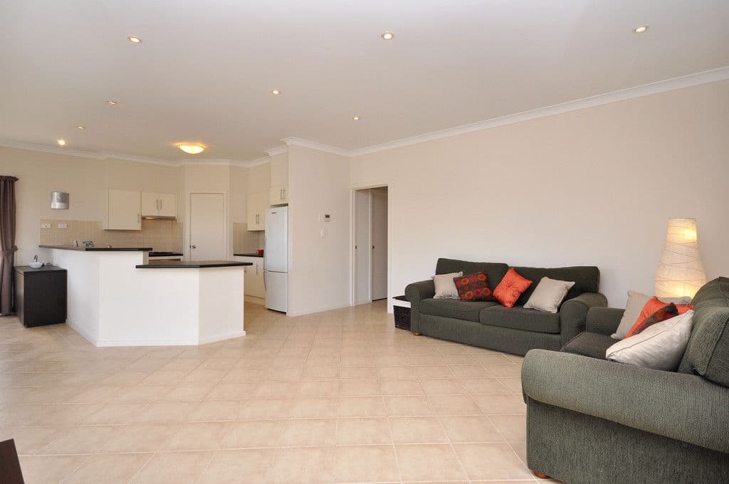 64 Glenthorn Crescent, O'HALLORAN HILL SA 5158, O'Halloran Hill - Thumbnail 4
