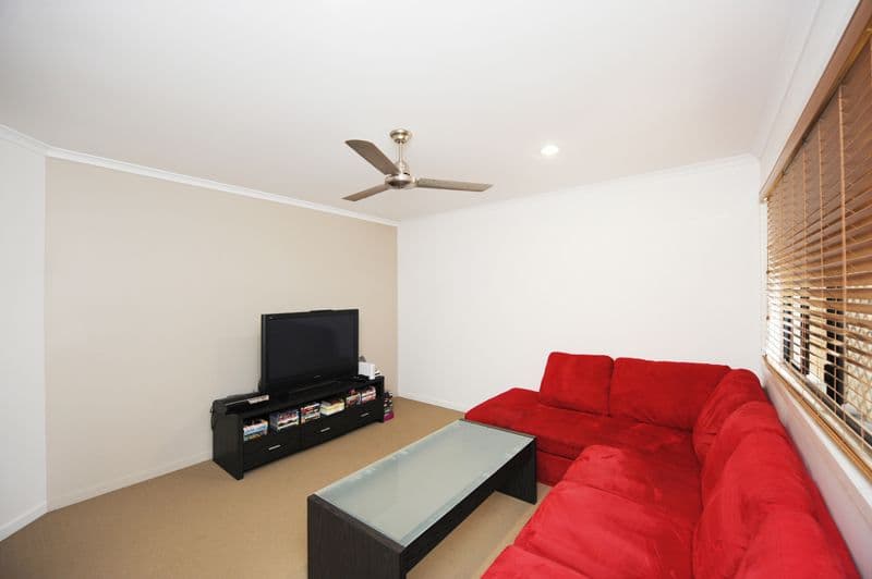12 Mulligan Crescent, CALLIOPE QLD 4680, Calliope - Thumbnail 6