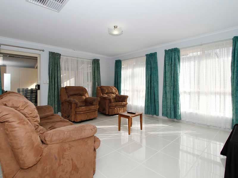 4 Chynoweth Avenue, HACKHAM SA 5163, Hackham - Thumbnail 3