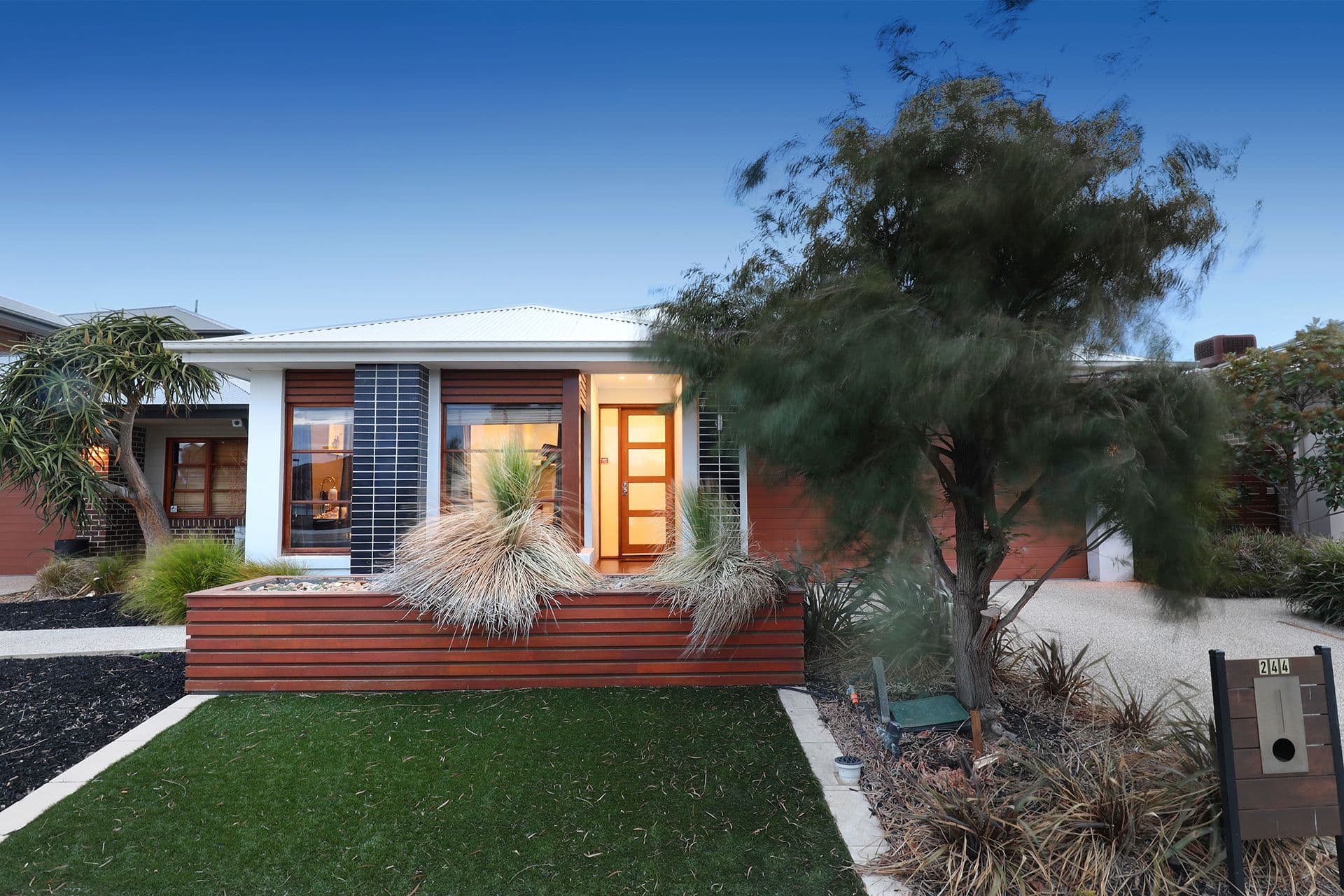 244 Saltwater Promenade, Point Cook VIC 3030, Point Cook - Thumbnail 2