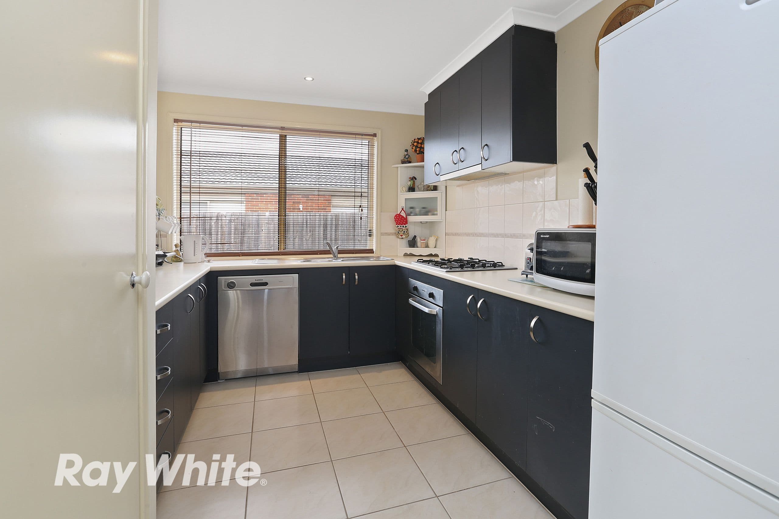 16 Nigella Avenue, Corio VIC 3214, Corio - Thumbnail 4