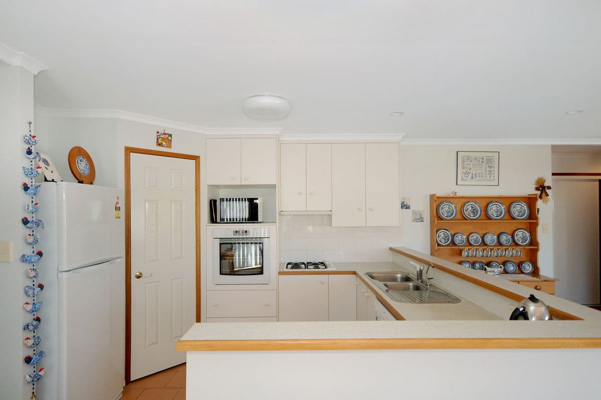 9 McKinney Court, RANGEVILLE QLD 4350, Rangeville - Thumbnail 4