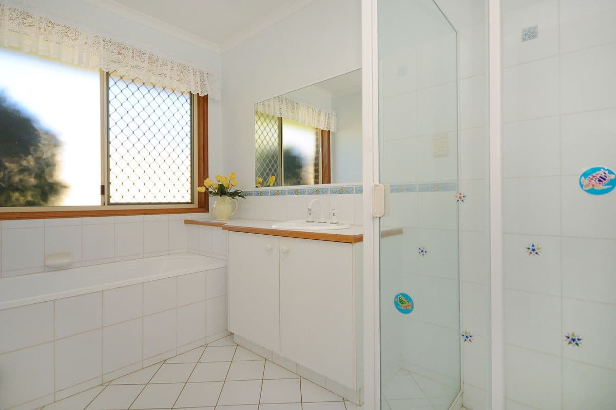 9 McKinney Court, RANGEVILLE QLD 4350, Rangeville - Thumbnail 7