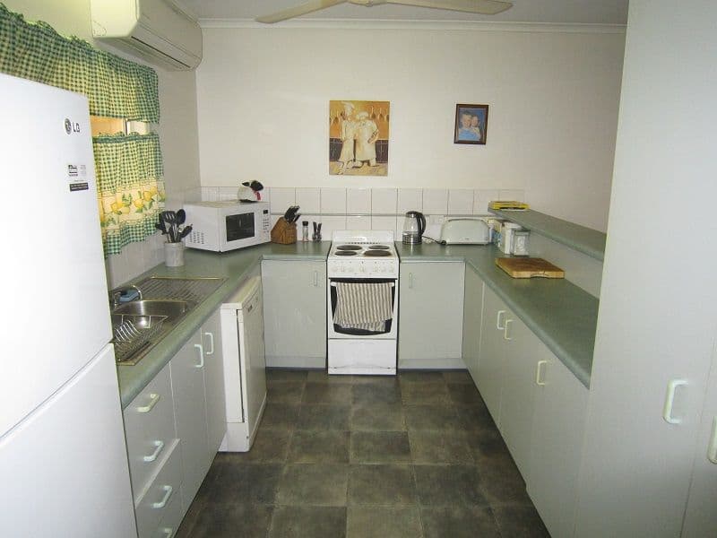 23 Armstrong, Edmonton QLD 4869, Edmonton - Thumbnail 2