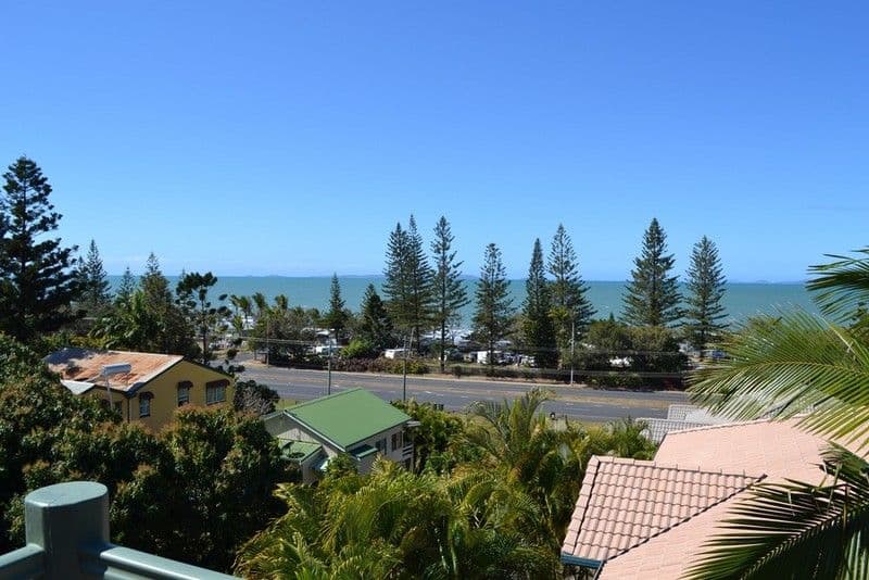 38 Farnborough Road, YEPPOON QLD 4703, Yeppoon - Thumbnail 2