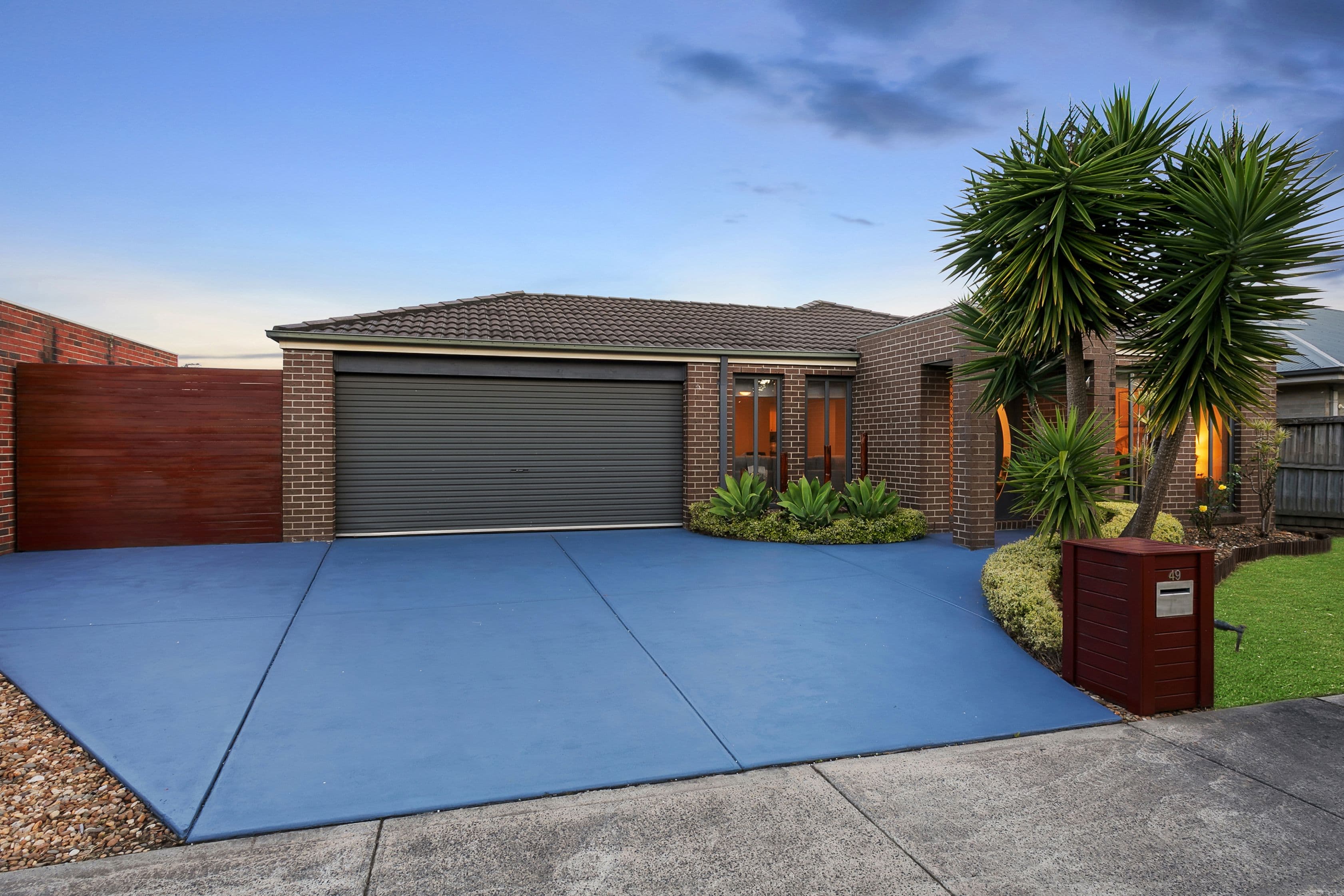 49 Fallingwater Drive, Pakenham VIC 3810, Pakenham - Thumbnail 2