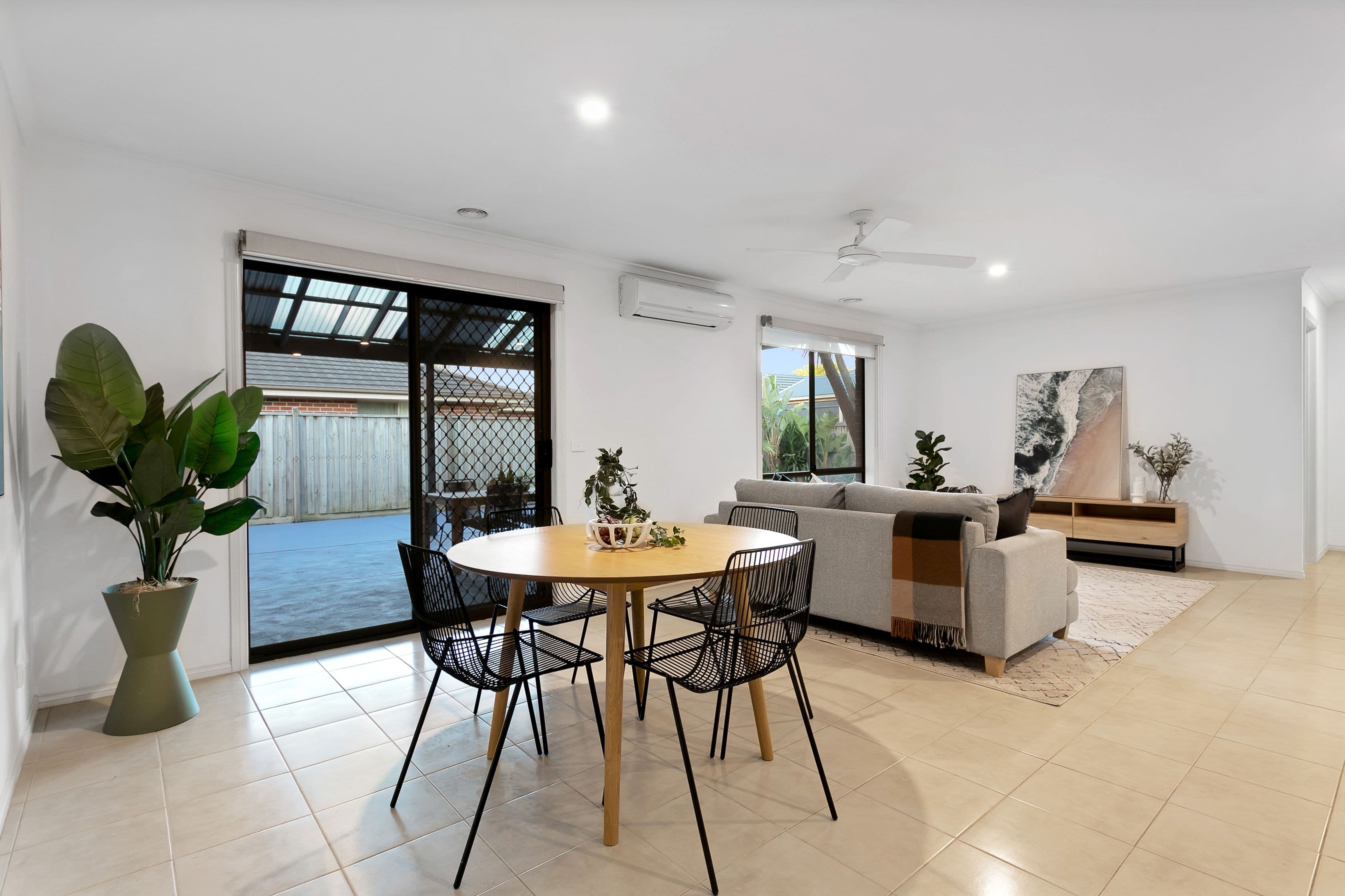 49 Fallingwater Drive, Pakenham VIC 3810, Pakenham - Thumbnail 5