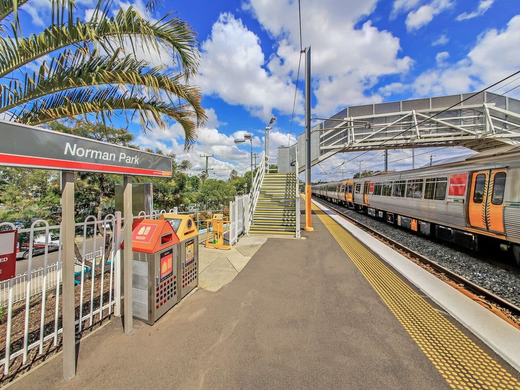 37 Russell Avenue, Norman Park QLD 4170, Norman Park - Thumbnail 5