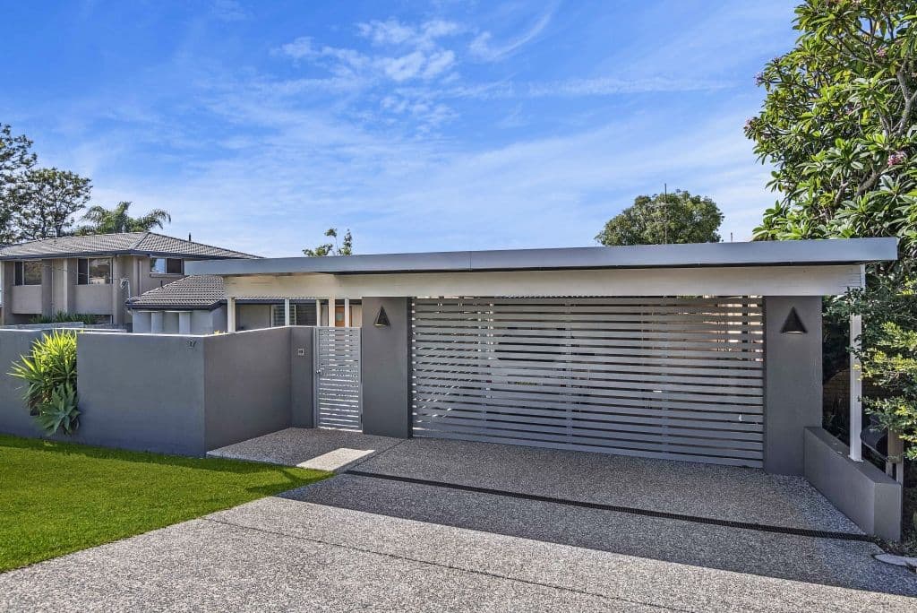 50 Oyster Point Road, Banora Point - Image 1