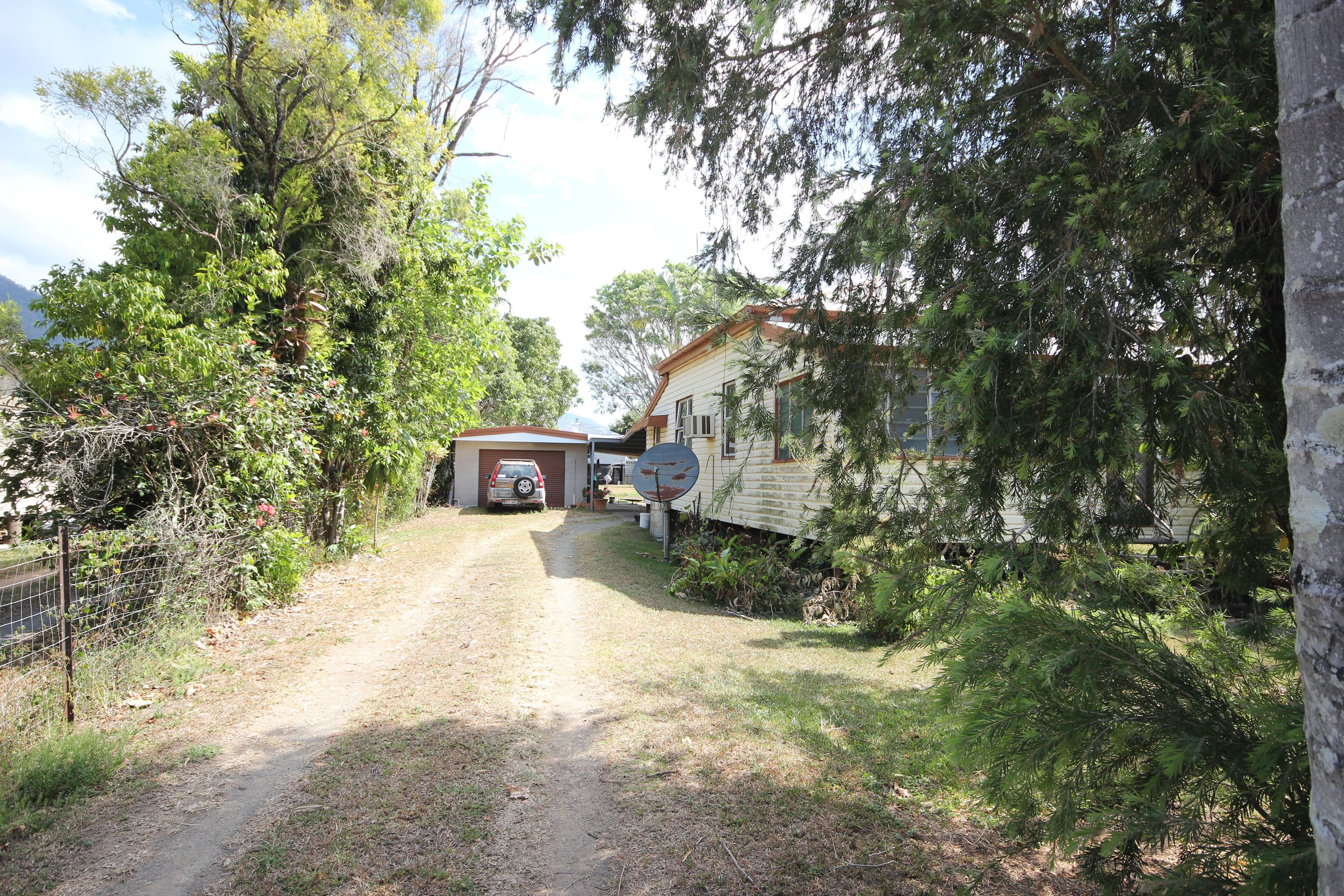 27 Moller Street, Gordonvale QLD 4865, Gordonvale - Thumbnail 2