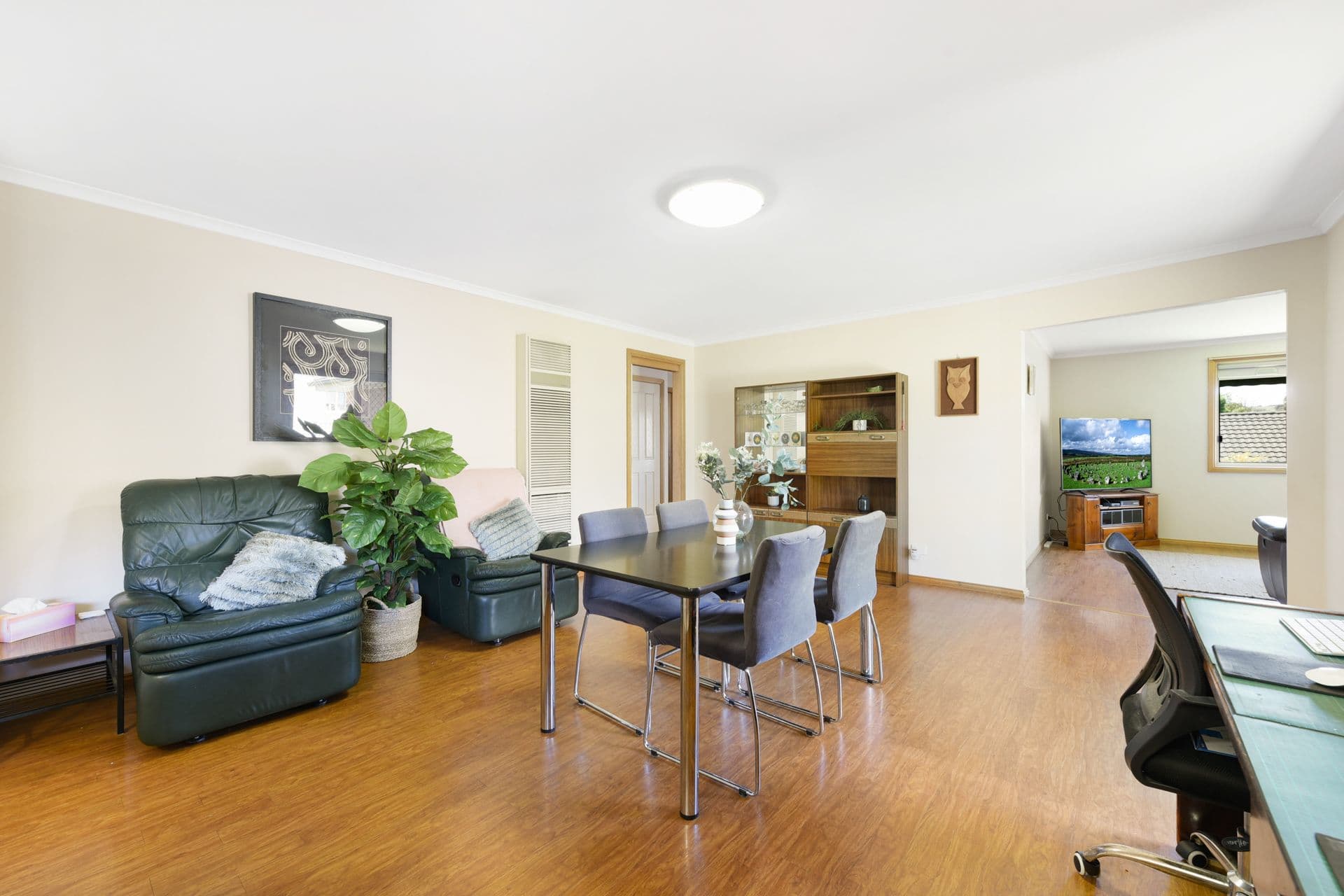 11 Valley View Crescent, Berwick VIC 3806, Berwick - Thumbnail 5