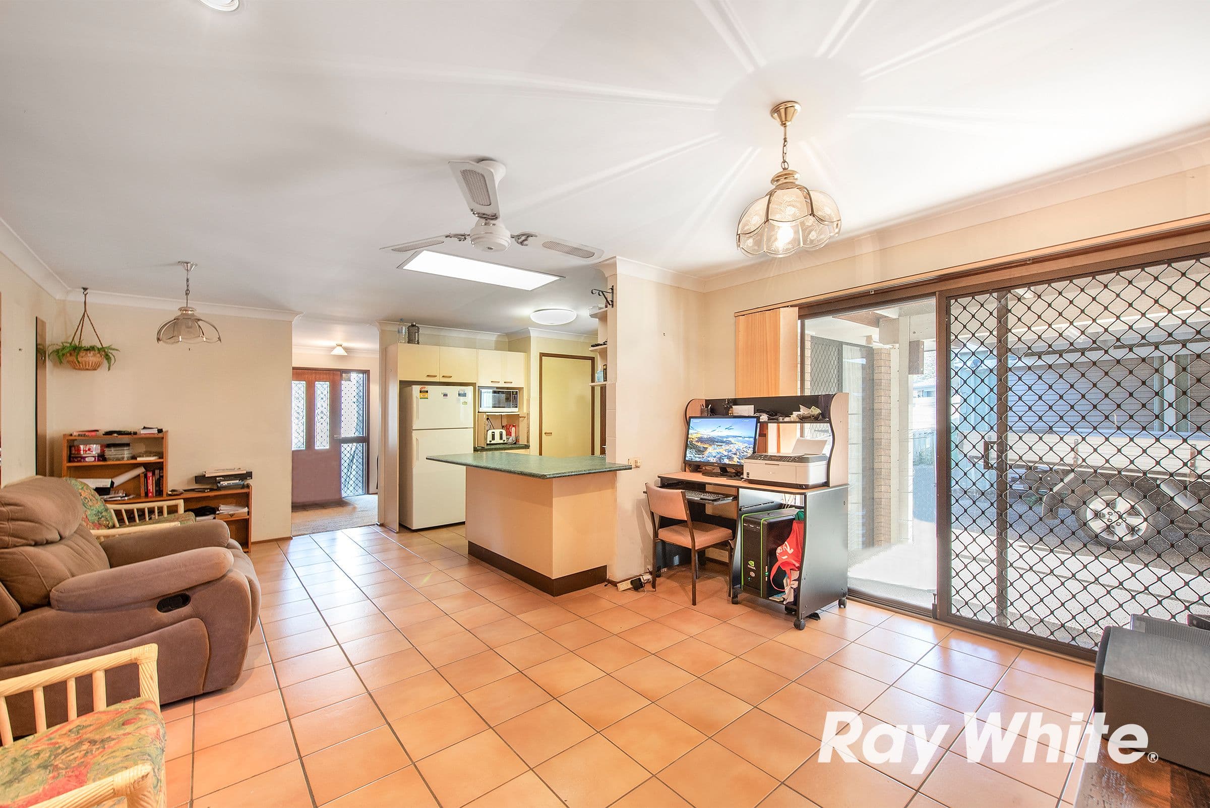 3 Marbura Court, Daisy Hill QLD 4127, Daisy Hill - Thumbnail 6