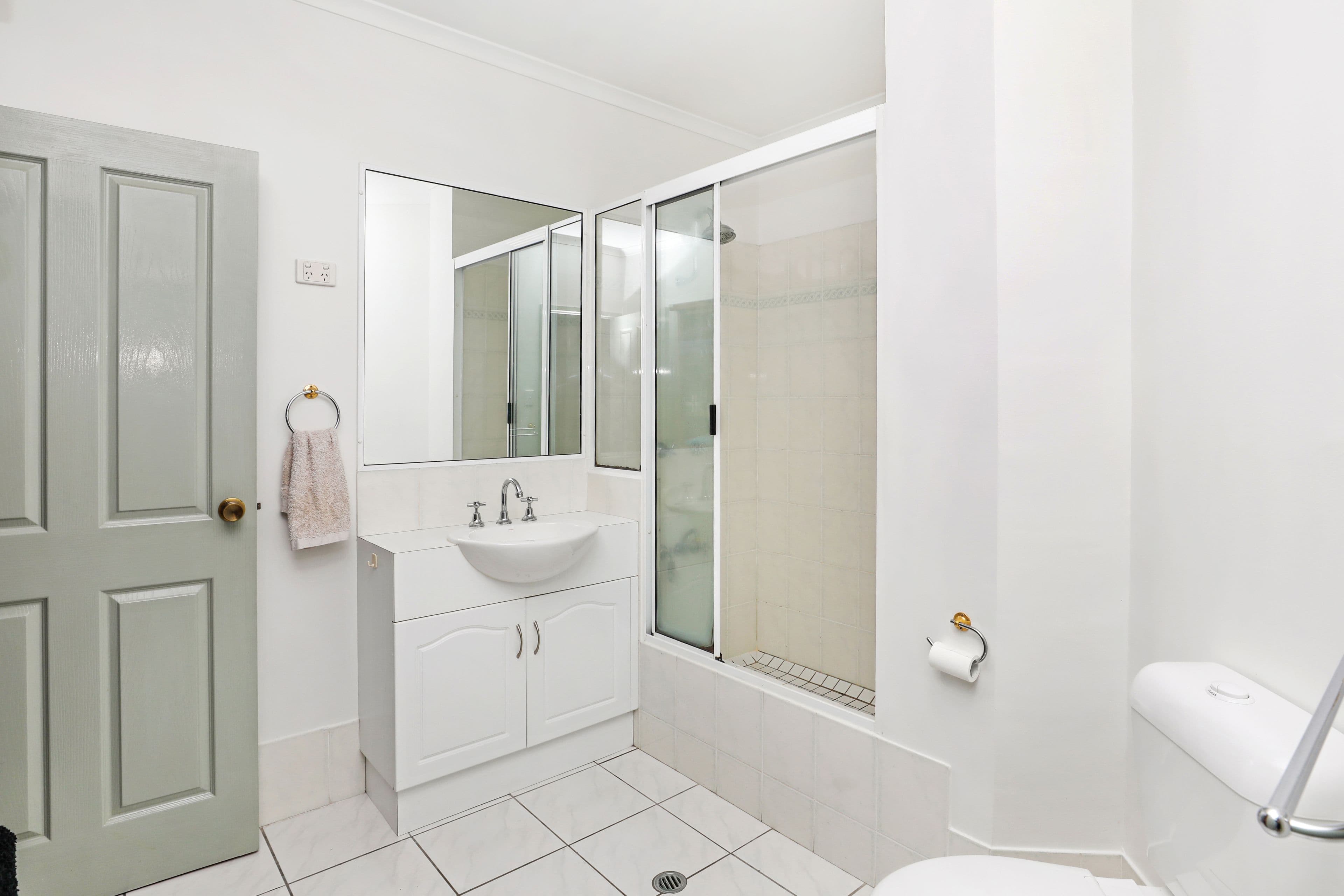 133-135 Collins Avenue, Edge Hill QLD 4870, Edge Hill - Thumbnail 4