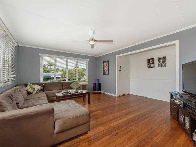 3 Saltash Street, LABRADOR QLD 4215, Labrador - Thumbnail 3
