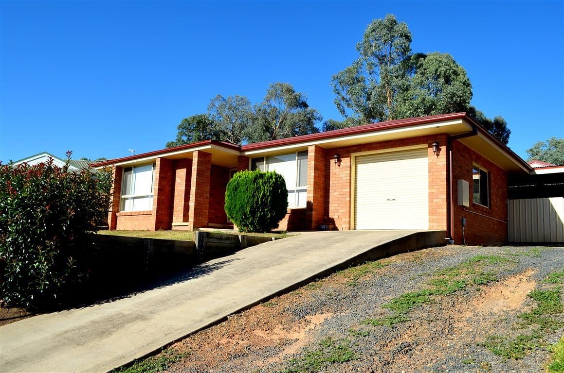 25 Harris Street, Tumut - Image 1