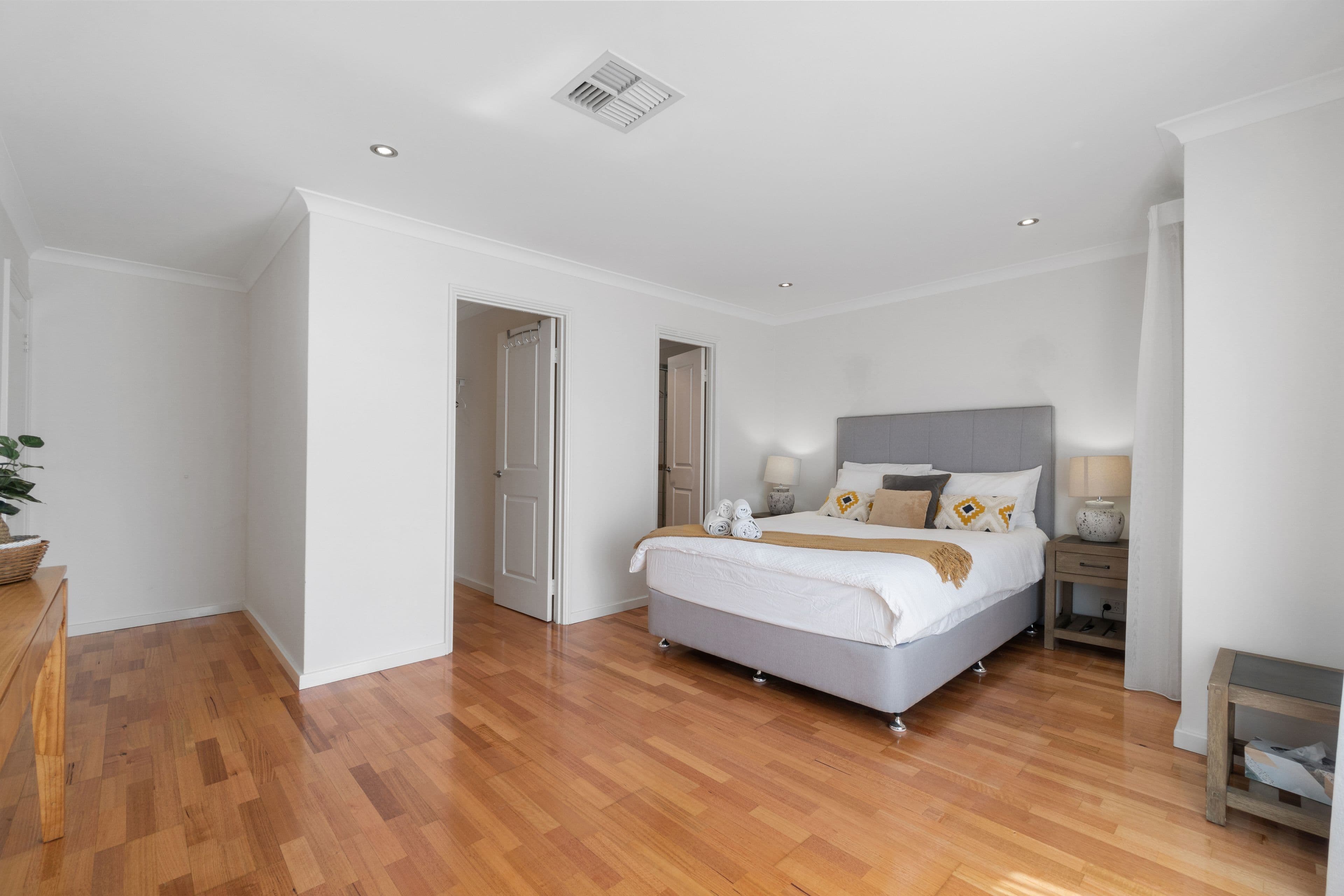 14 Devereux Crescent, Aveley WA 6069, Aveley - Thumbnail 7
