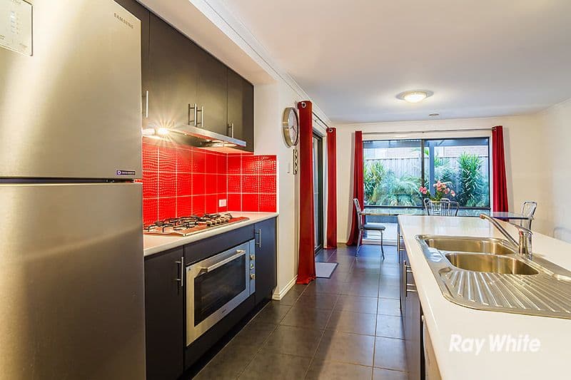 10 Vane Street, Cranbourne East VIC 3977, Cranbourne East - Thumbnail 5