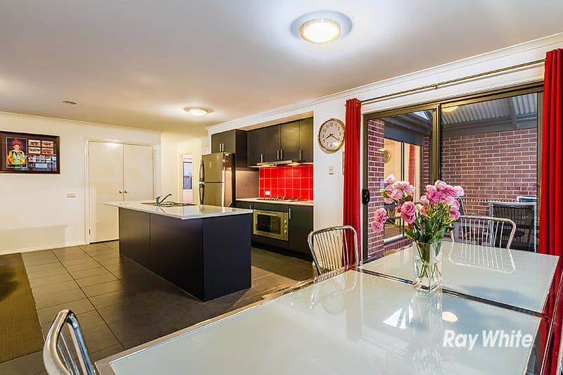 10 Vane Street, Cranbourne East VIC 3977, Cranbourne East - Thumbnail 6