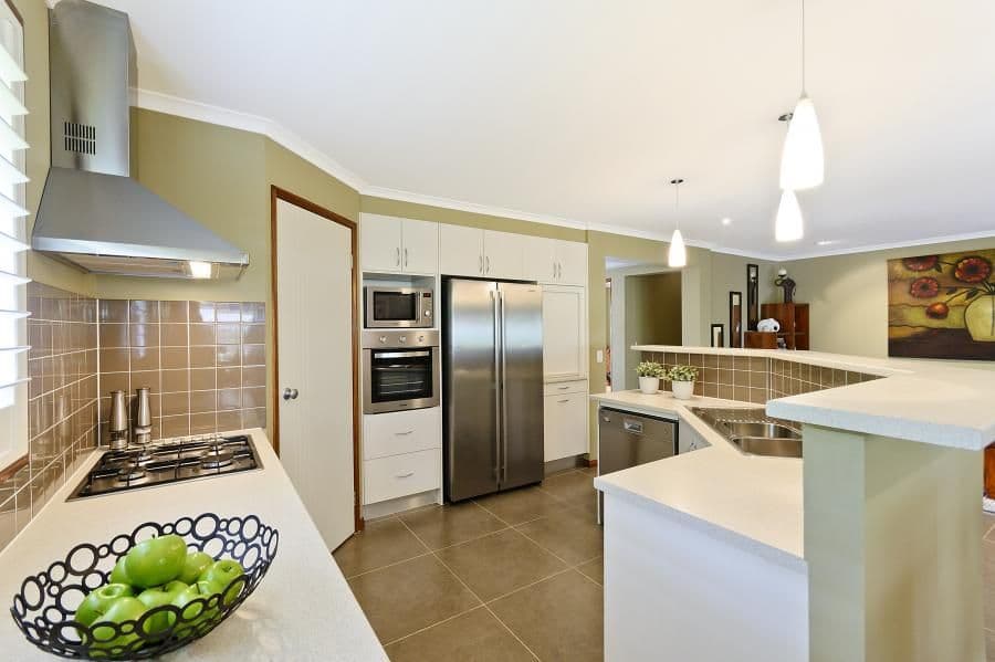 17 Robert Road, Cherrybrook NSW 2126, Cherrybrook - Thumbnail 2