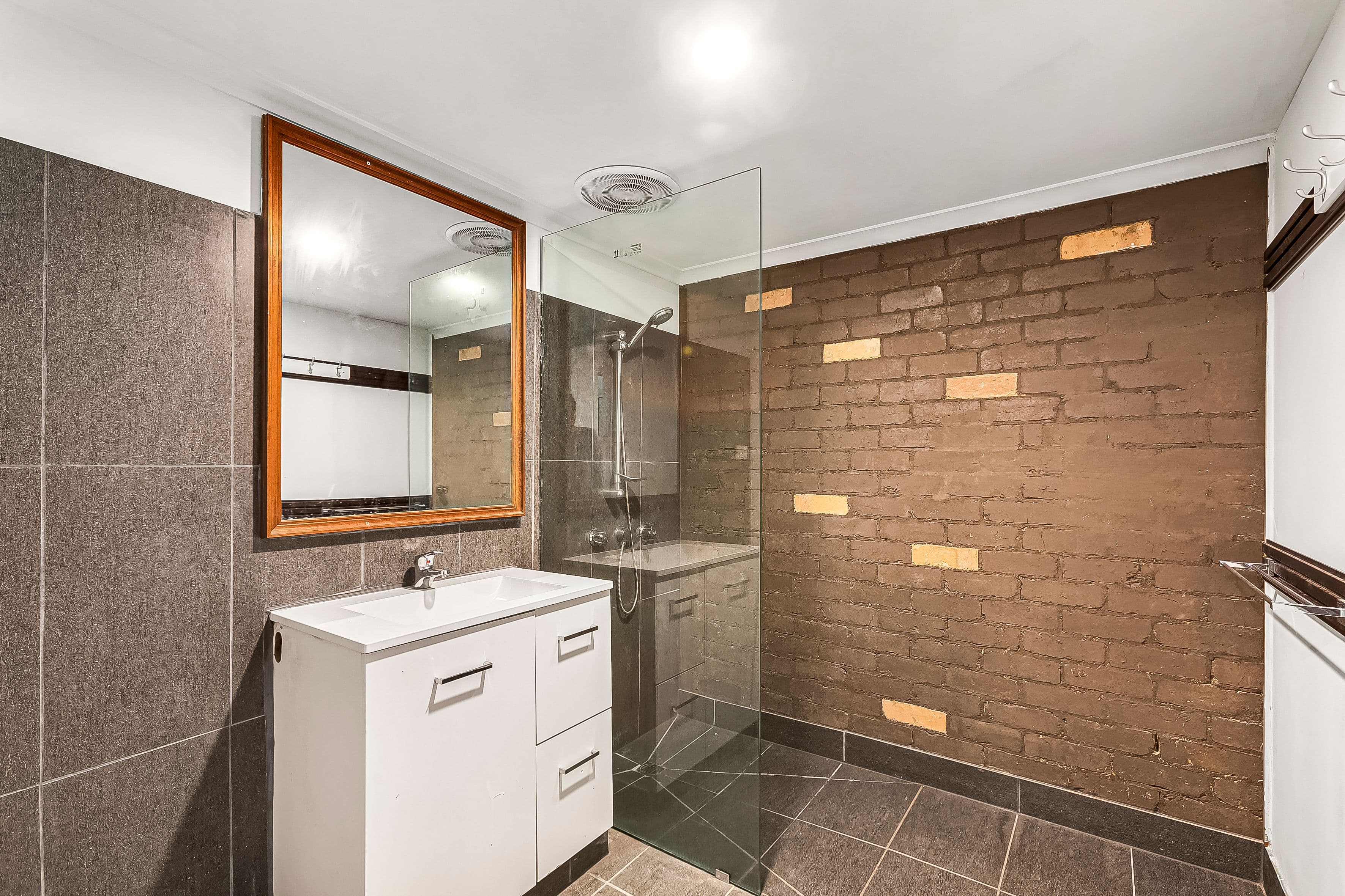 15 Merlyn Street, Coburg North VIC 3058, Coburg North - Thumbnail 7