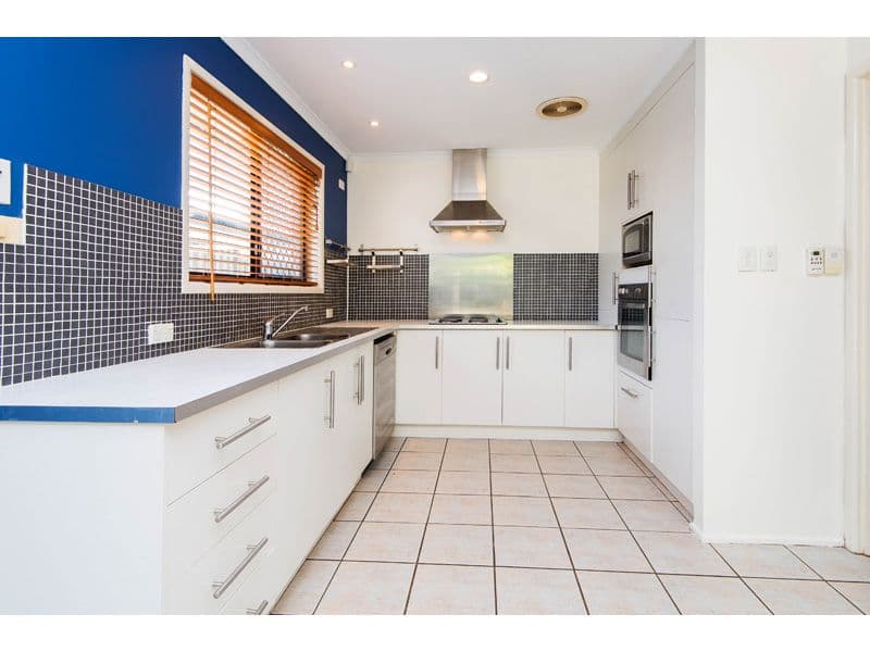 31 Cummin Street, WISHART QLD 4122, Wishart - Thumbnail 6