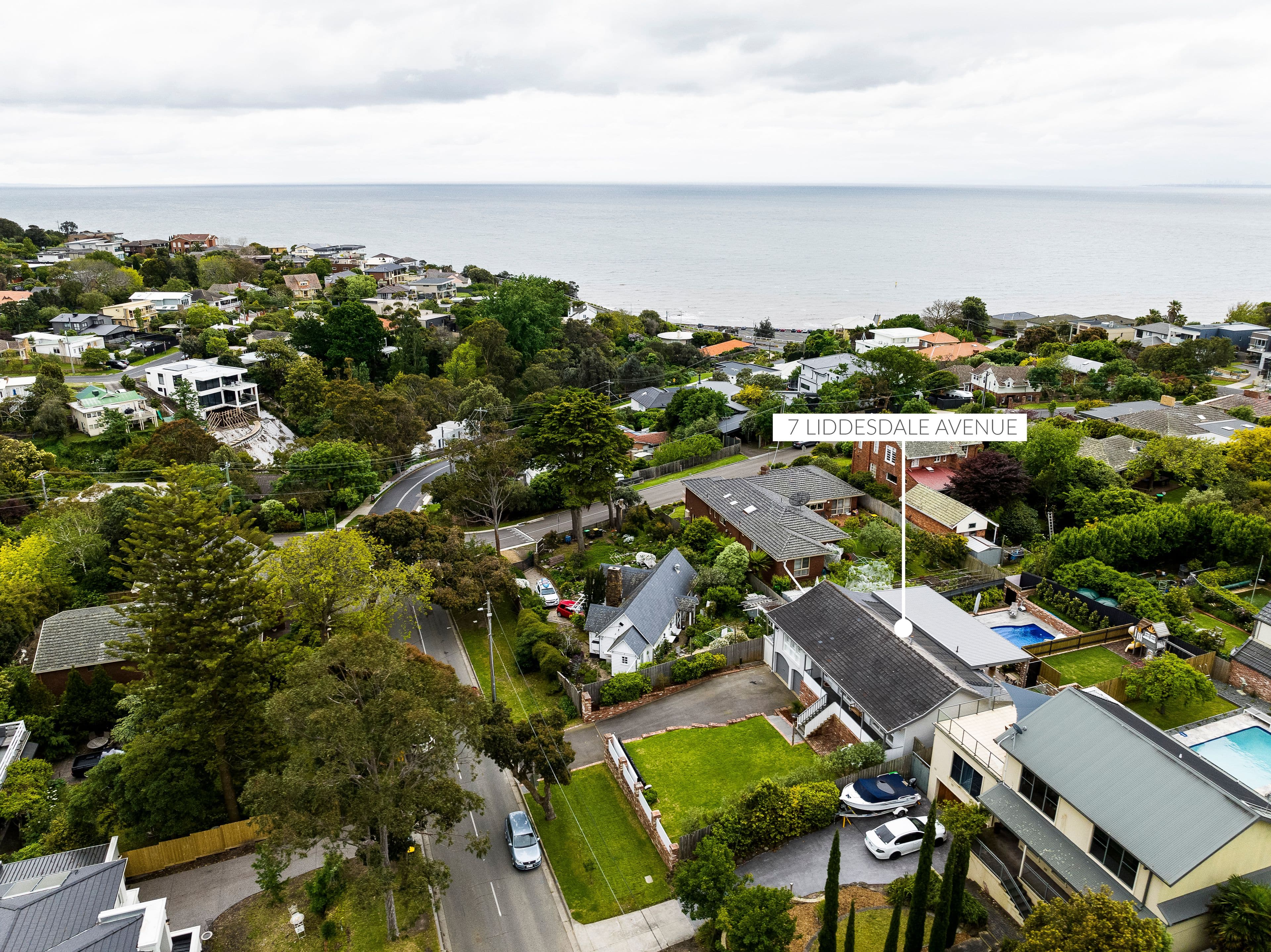7 Liddesdale Avenue, Frankston South VIC 3199, Frankston South - Thumbnail 2