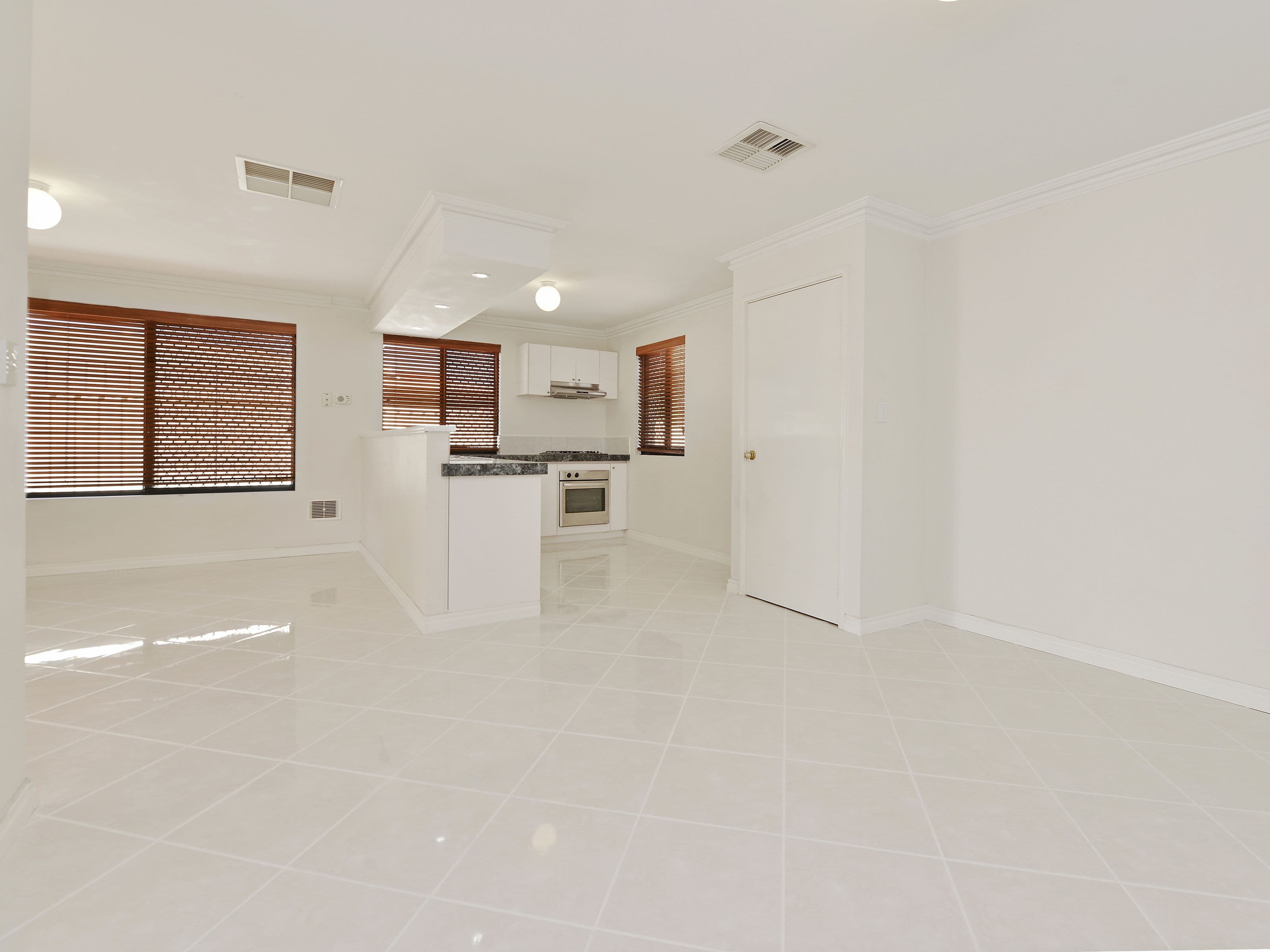 453 Belgravia Street, Cloverdale WA 6105, Cloverdale - Thumbnail 3