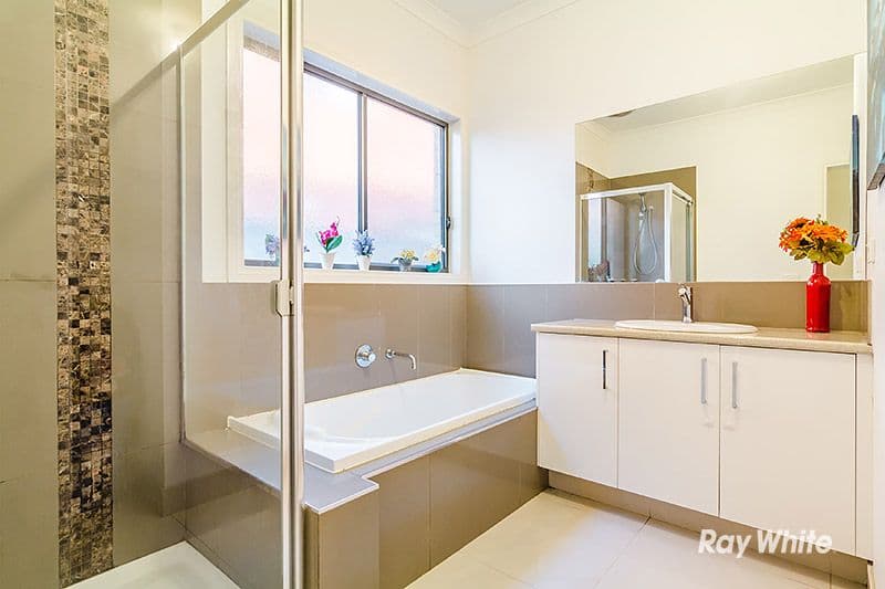 13 Shiels Street, Cranbourne East VIC 3977, Cranbourne East - Thumbnail 7
