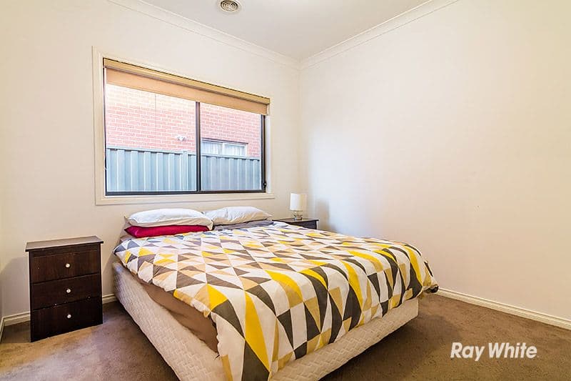 13 Shiels Street, Cranbourne East VIC 3977, Cranbourne East - Thumbnail 8