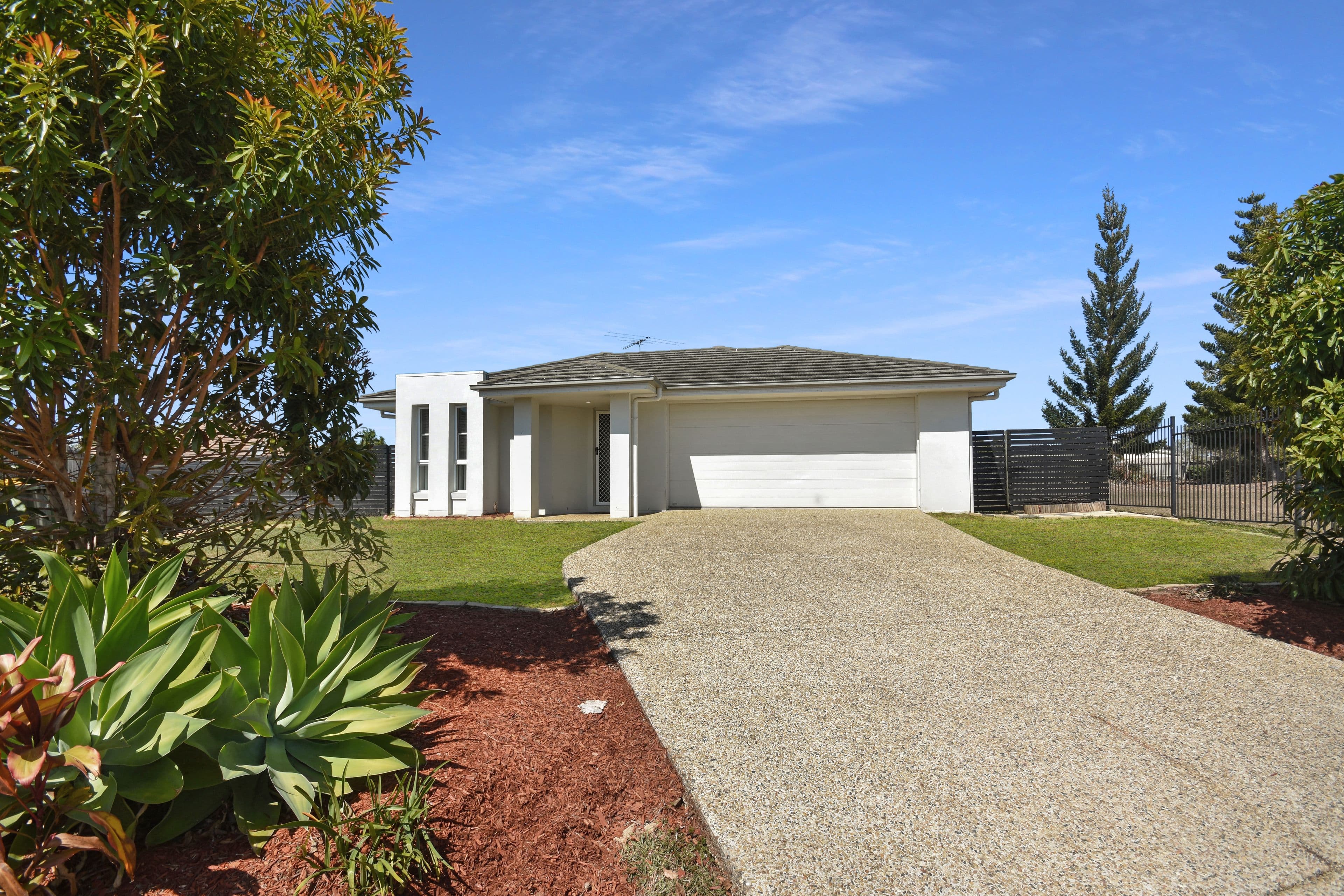 23 Tara Grove, Bellmere QLD 4510, Bellmere - Image 1