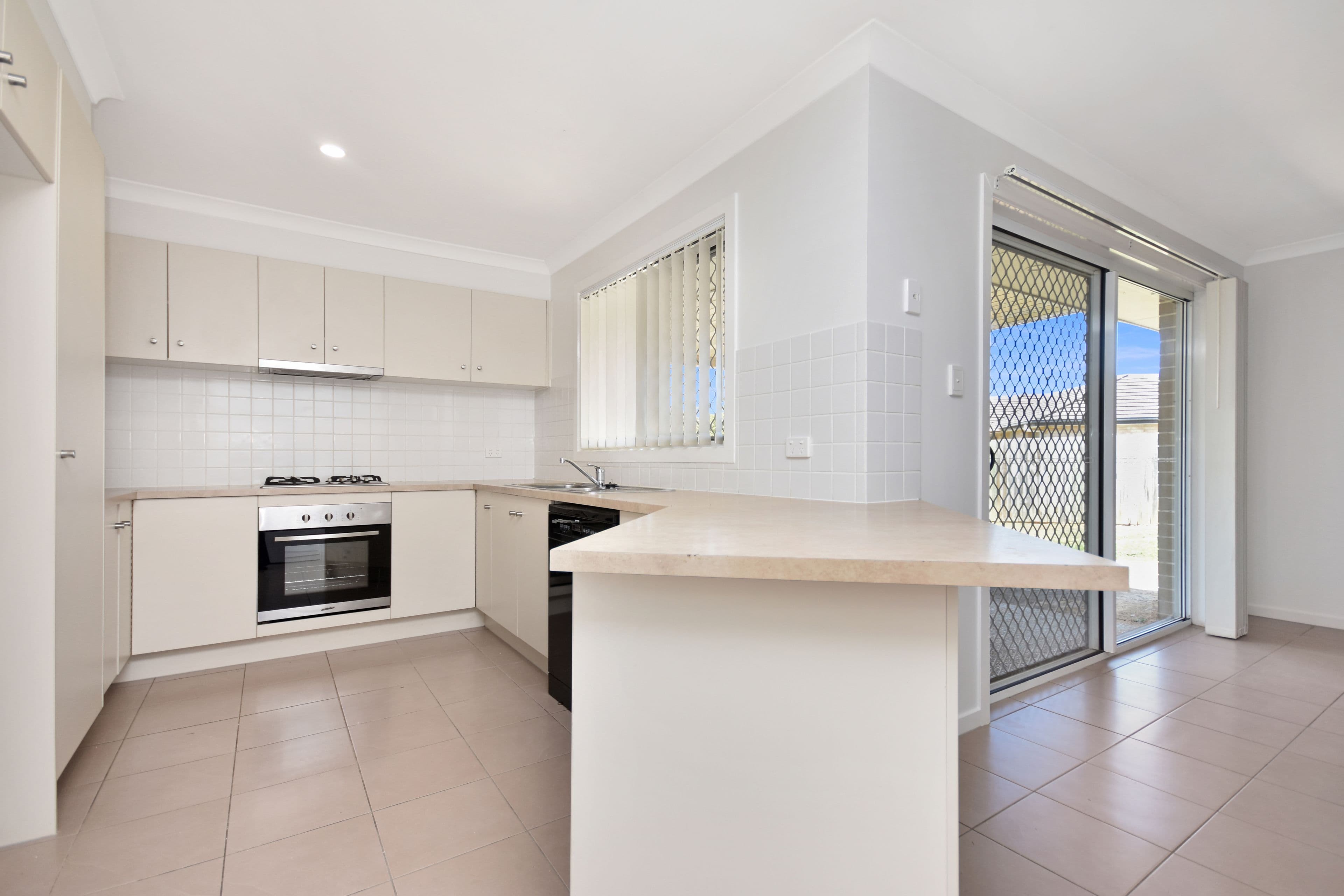 23 Tara Grove, Bellmere QLD 4510, Bellmere - Thumbnail 4
