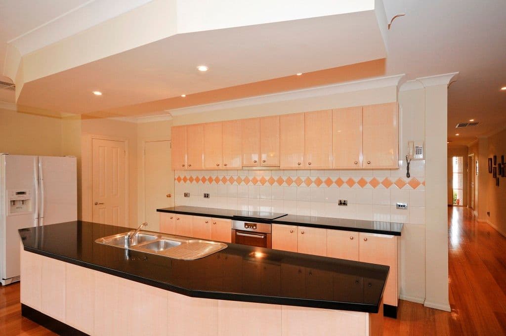 8 Regency Rise, CHIRNSIDE PARK VIC 3116, Chirnside Park - Thumbnail 3