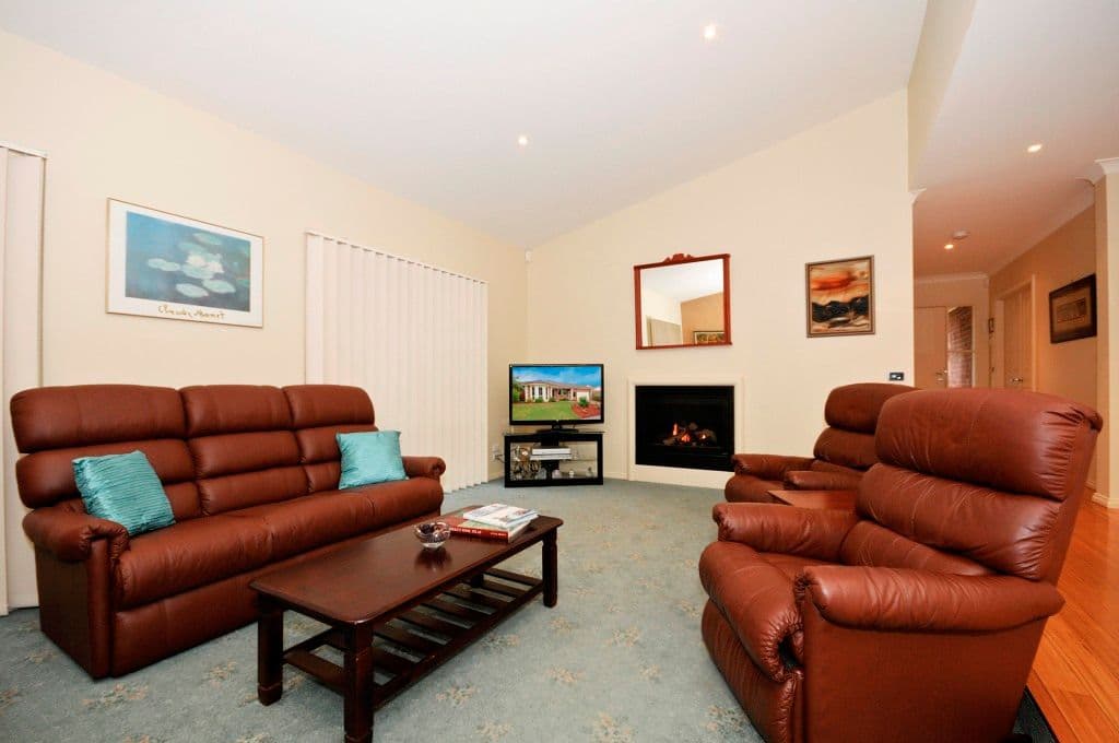 8 Regency Rise, CHIRNSIDE PARK VIC 3116, Chirnside Park - Thumbnail 7