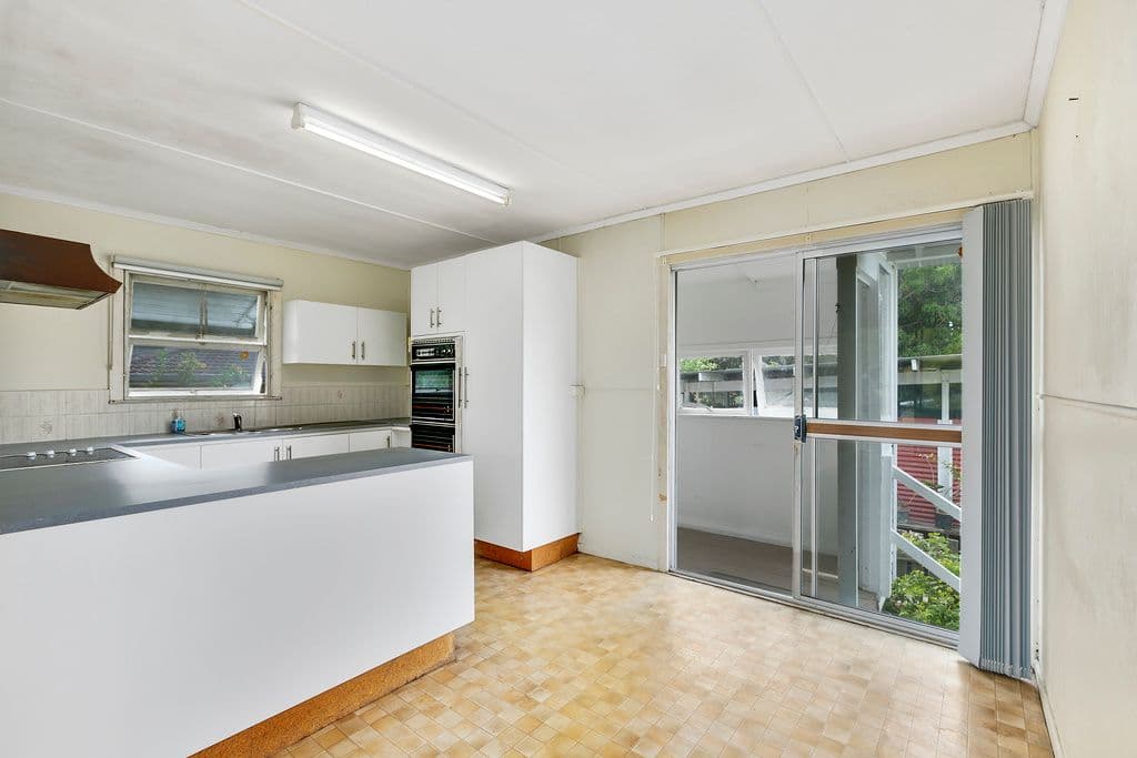 3 Mary Street, Labrador QLD 4215, Labrador - Thumbnail 4