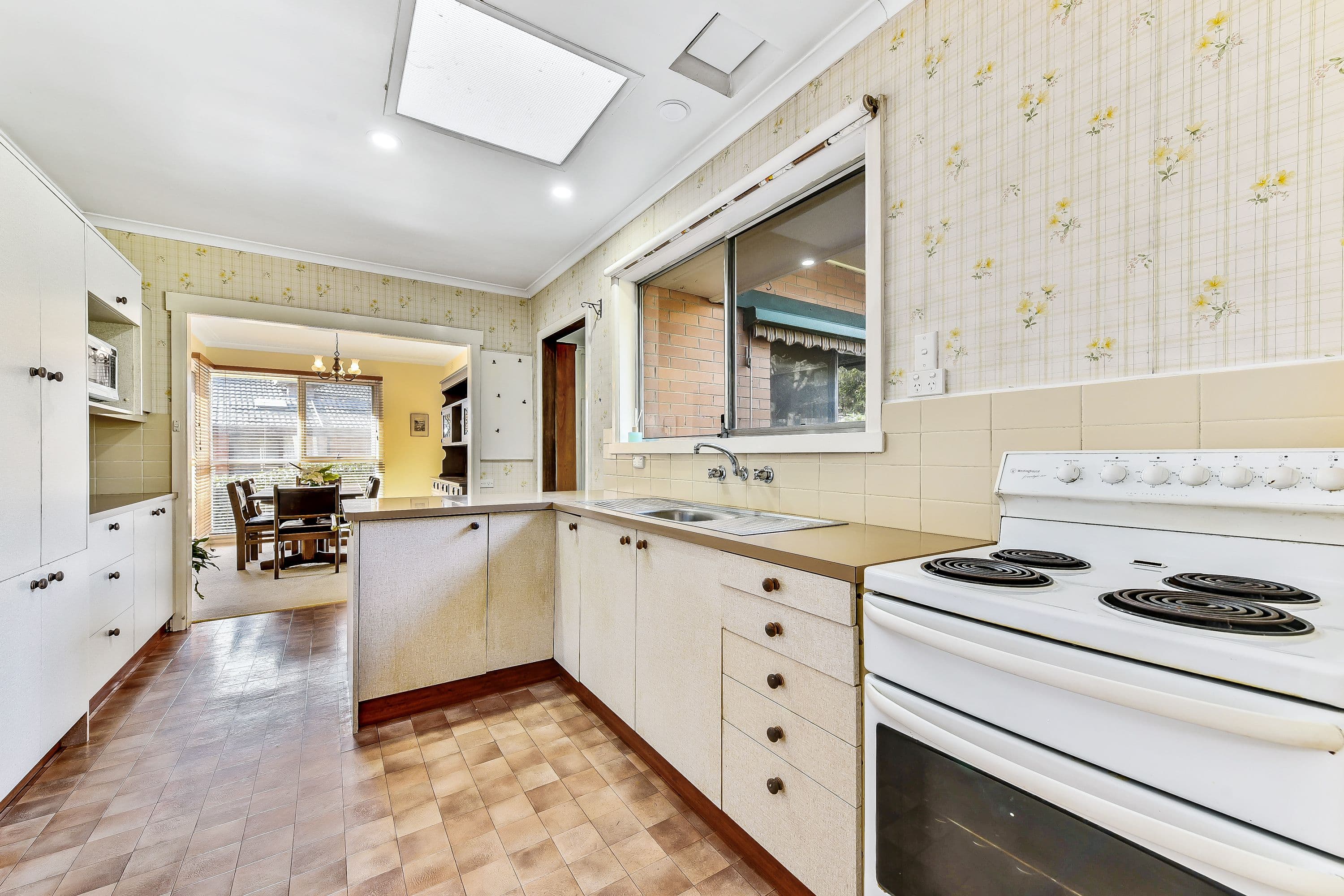 6 Marcella Court, Glen Waverley VIC 3150, Glen Waverley - Thumbnail 6