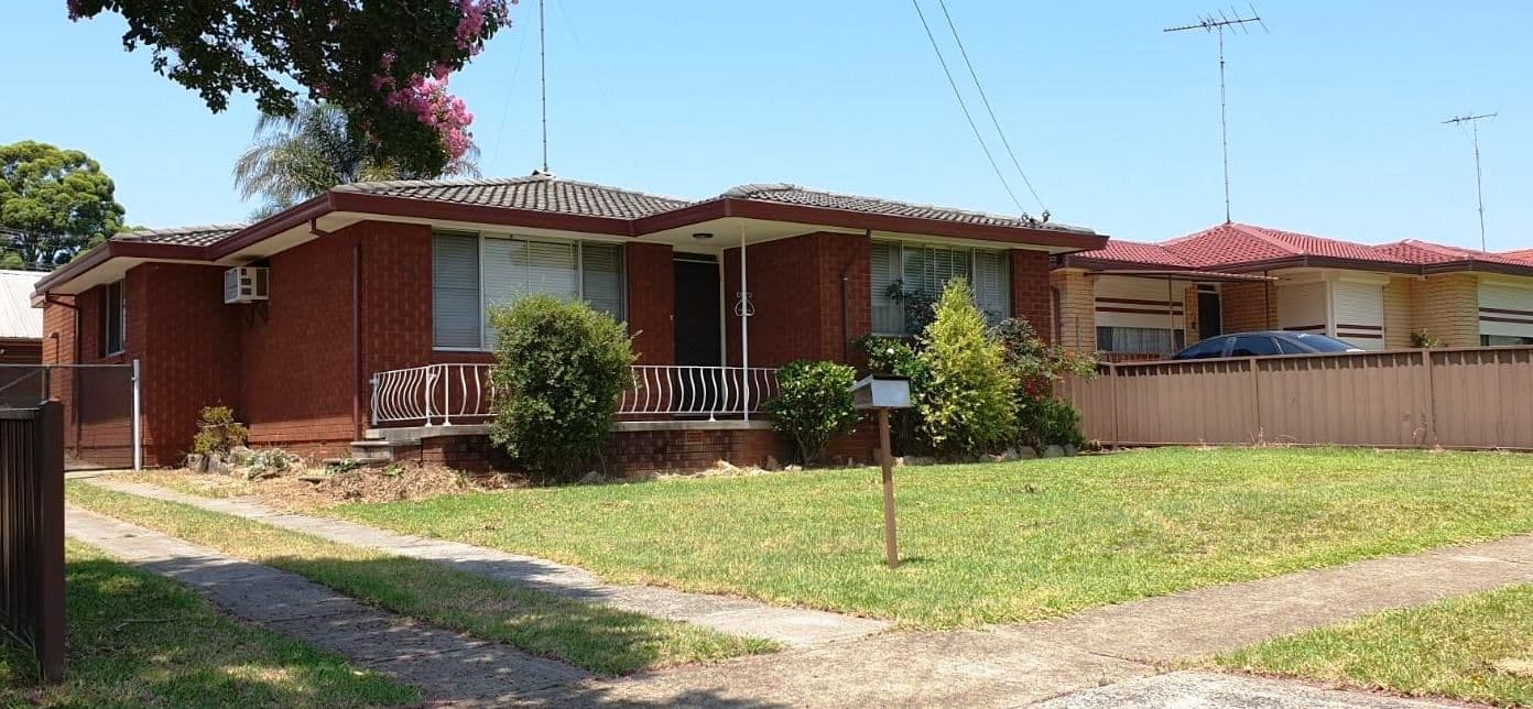33 Superior Avenue, Seven Hills - Thumbnail 2