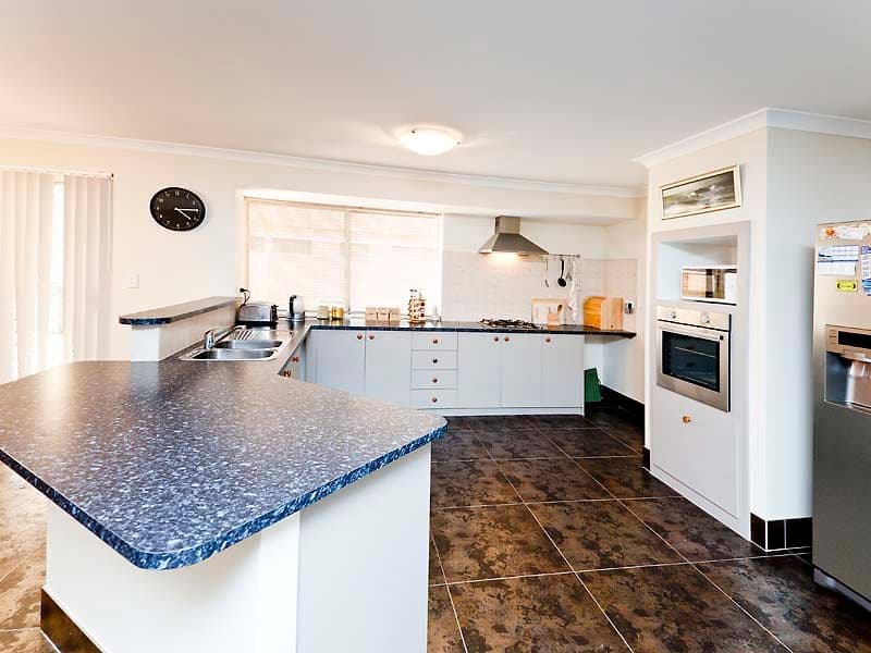 180 Arpenteur Drive, BALDIVIS WA 6171, Baldivis - Thumbnail 3