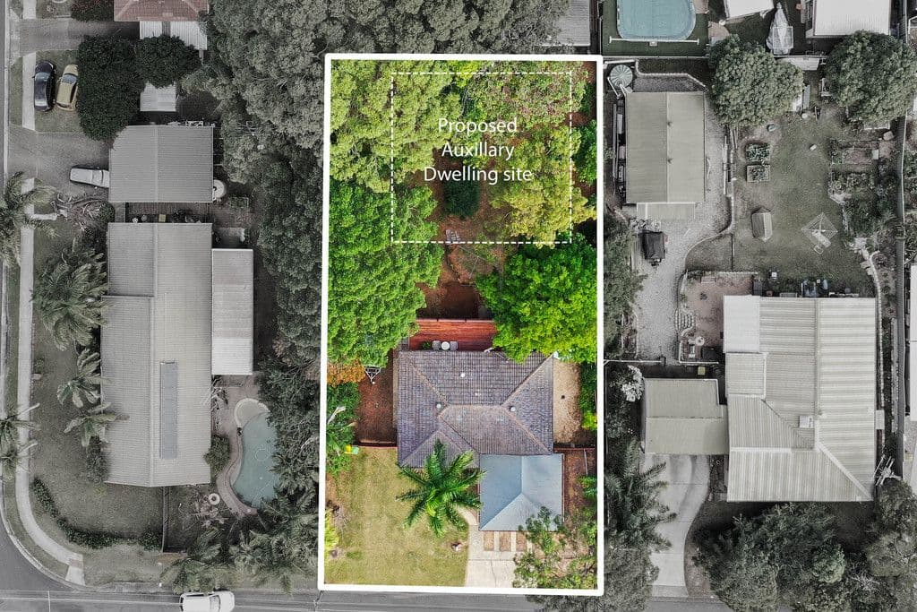 21 DORETTA Street, Shailer Park QLD 4128, Shailer Park - Thumbnail 2