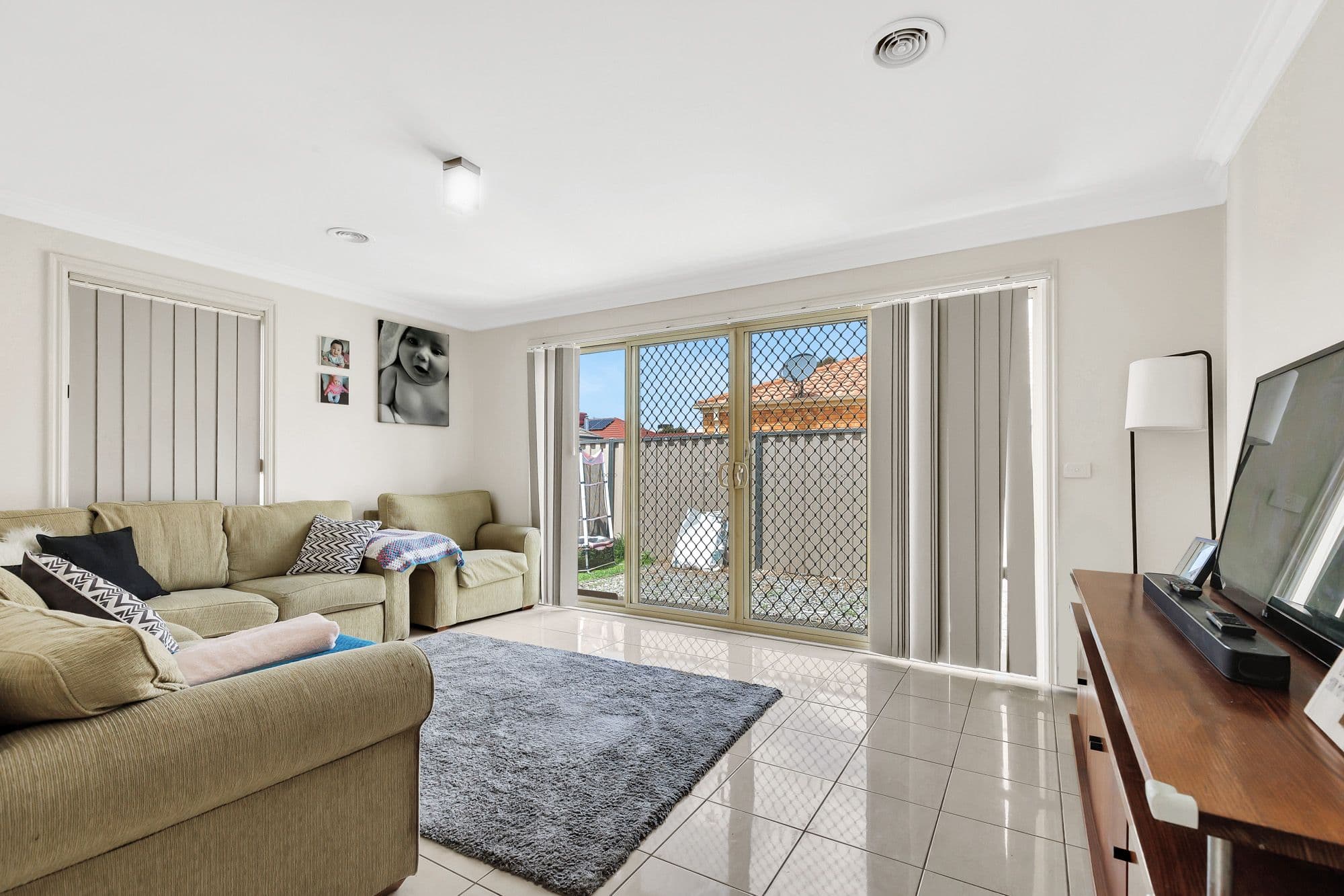 186 Thames Boulevard, Tarneit VIC 3029, Tarneit - Thumbnail 2