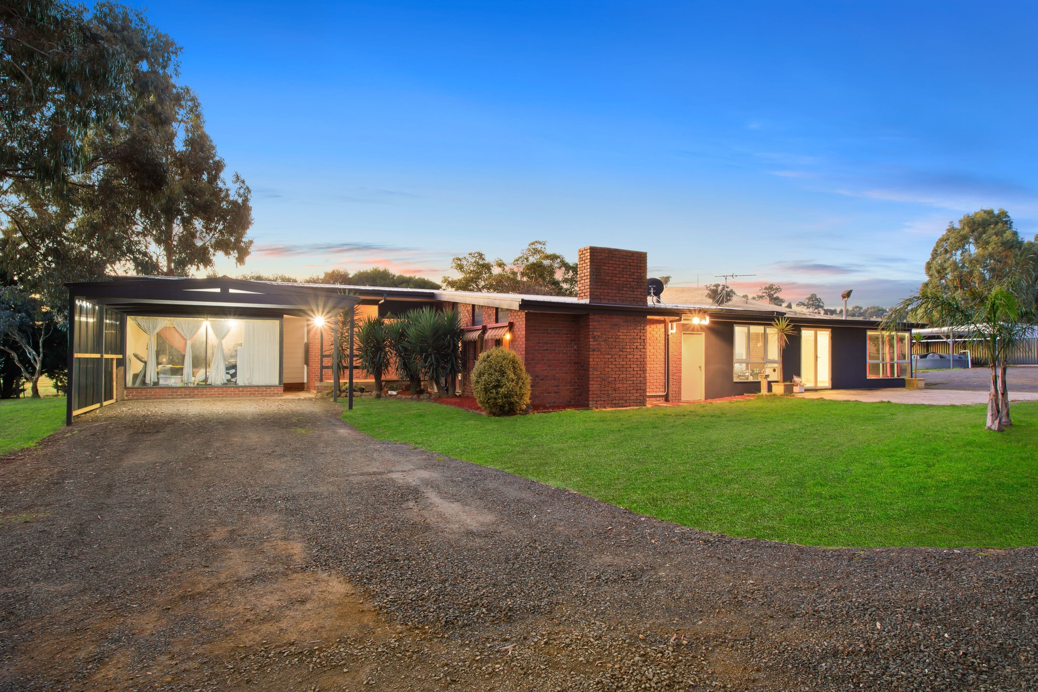 2314 Epping-Kilmore Road, Upper Plenty VIC 3756, Upper Plenty - Thumbnail 2