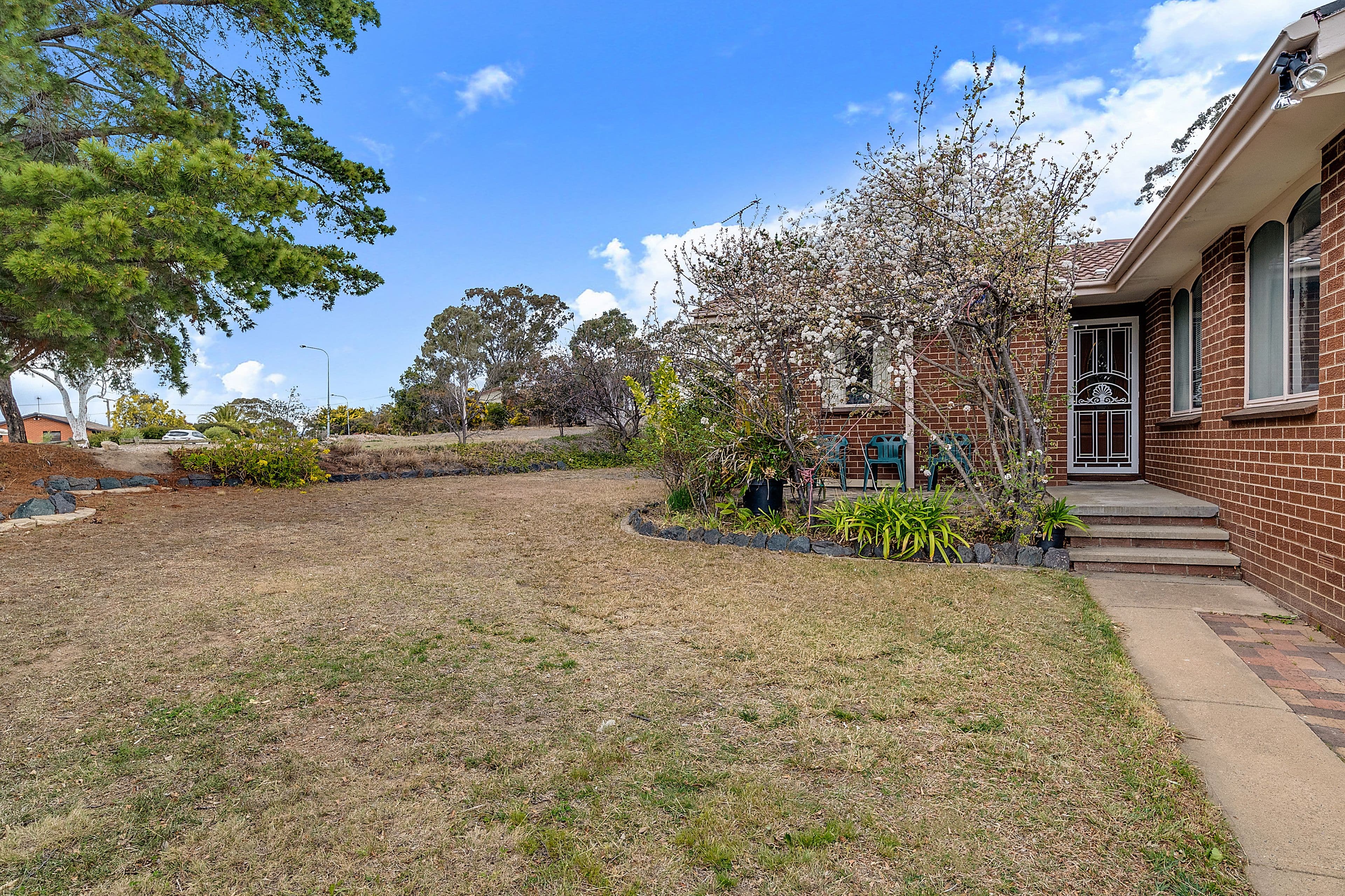 20 Shipard Place, Kambah ACT 2902, Kambah - Thumbnail 2