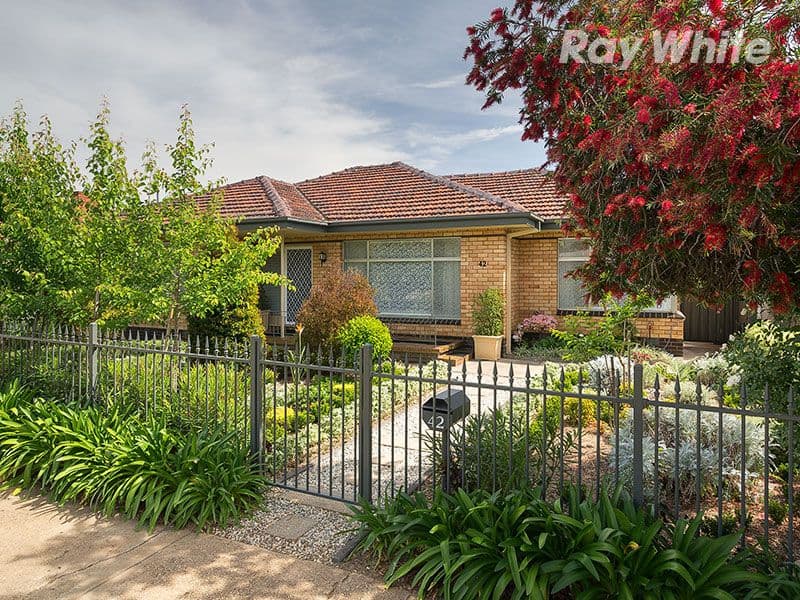 42 Redlands Road, Corowa NSW 2646, Corowa - Image 1