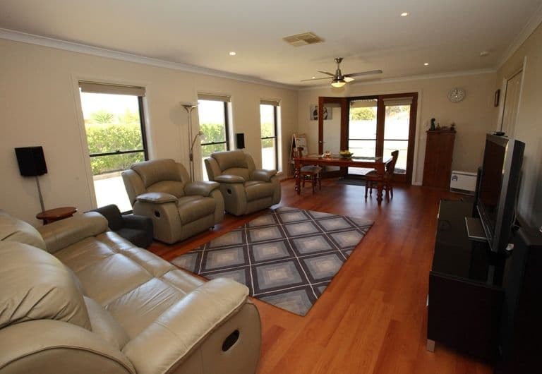 3 Cassar Court, MULWALA NSW 2647, Mulwala - Thumbnail 3