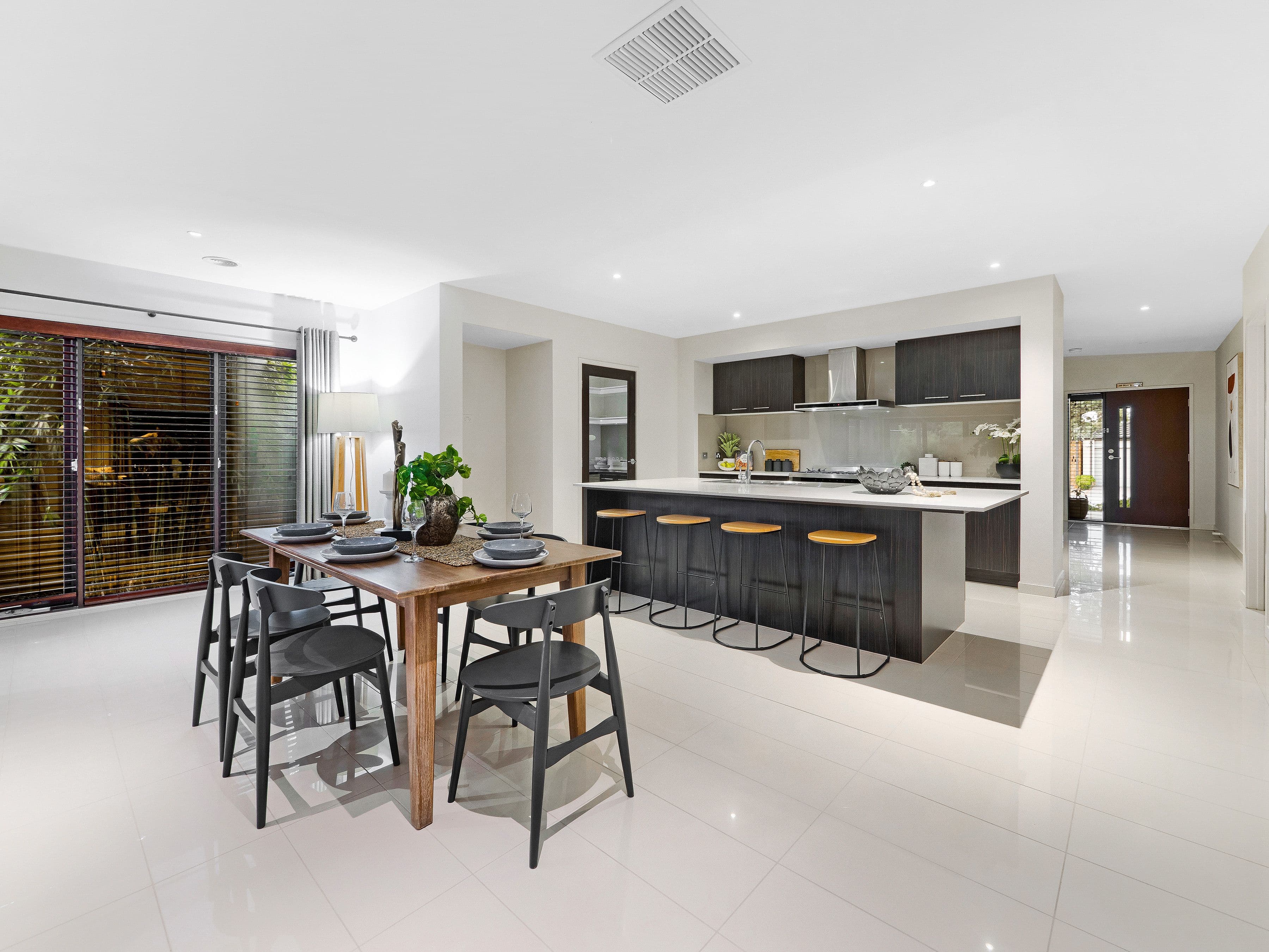 3 Buckthorn Drive, Cranbourne North VIC 3977, Cranbourne North - Thumbnail 3